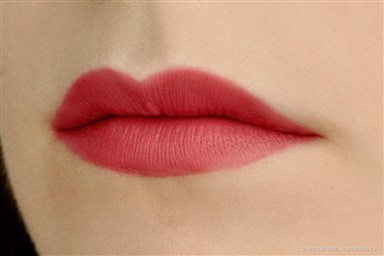 Как правильно красить губы красной помадой women's talk