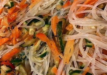 Салат с фунчозой 10 рецептов приготовления  2021 menu